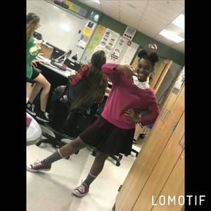 Meet your Posher, Netia